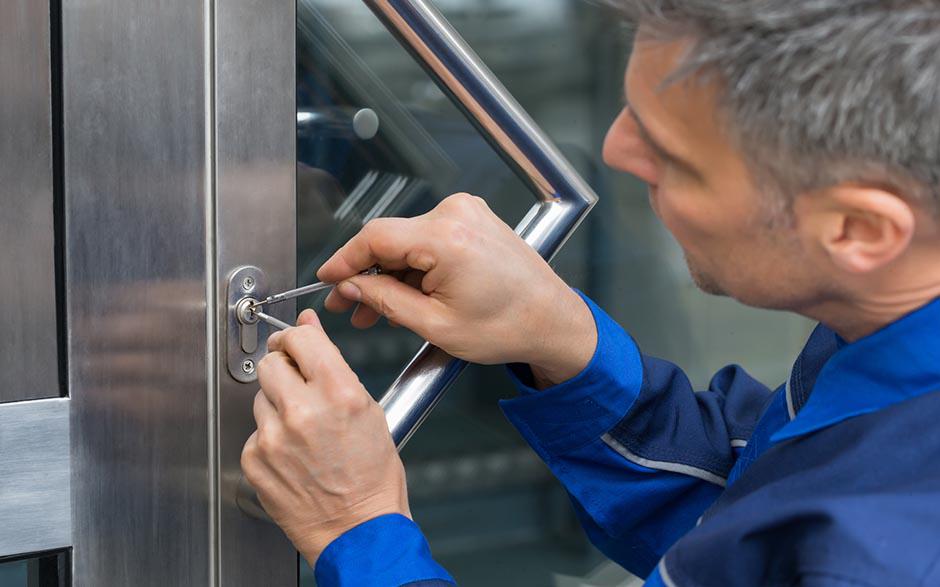 serrurier urgence Paris 8